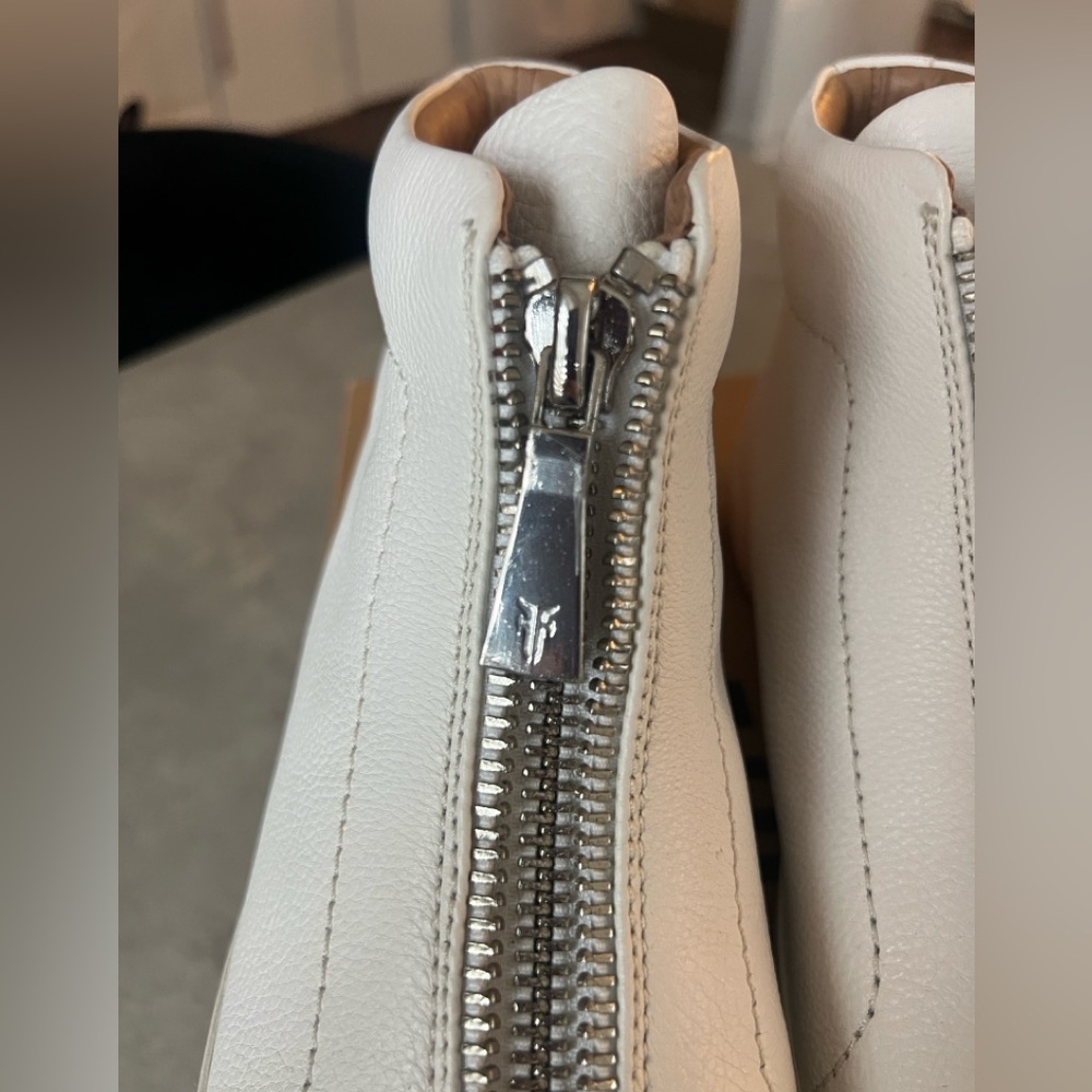 Frye Lena Zip High Top Leather Womens Sneaker in White Size 8.5M - Picture 6 of 9